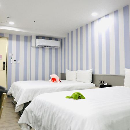 歐法行旅 O Fun Hotel Tajpej Buitenkant foto