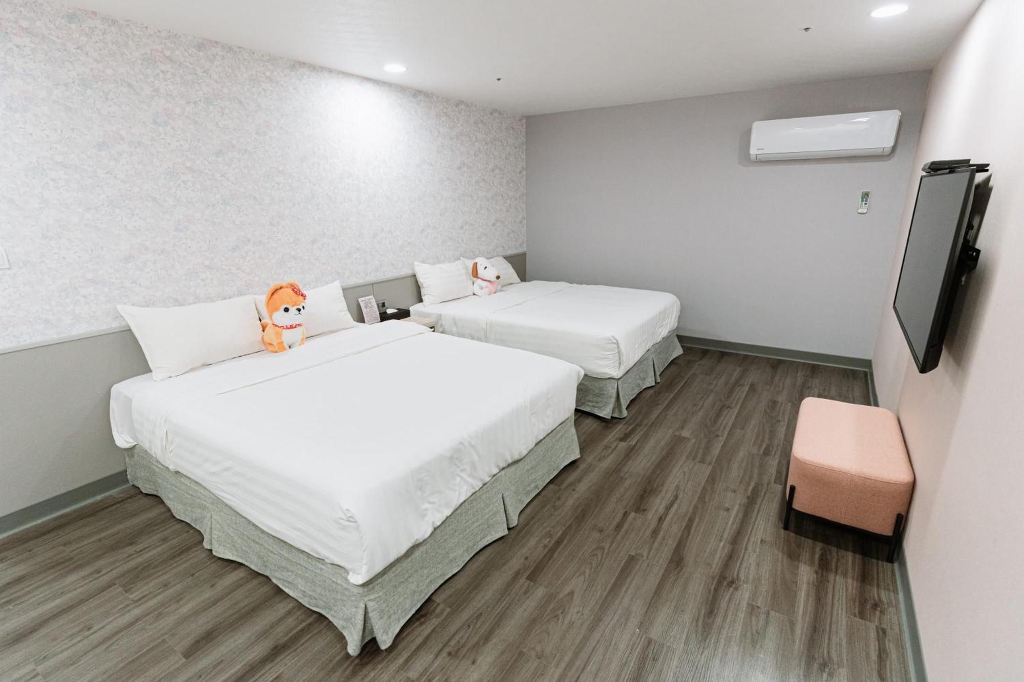歐法行旅 O Fun Hotel Tajpej Buitenkant foto
