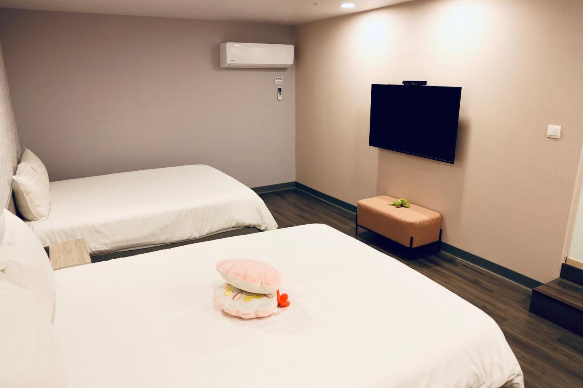 歐法行旅 O Fun Hotel Tajpej Buitenkant foto