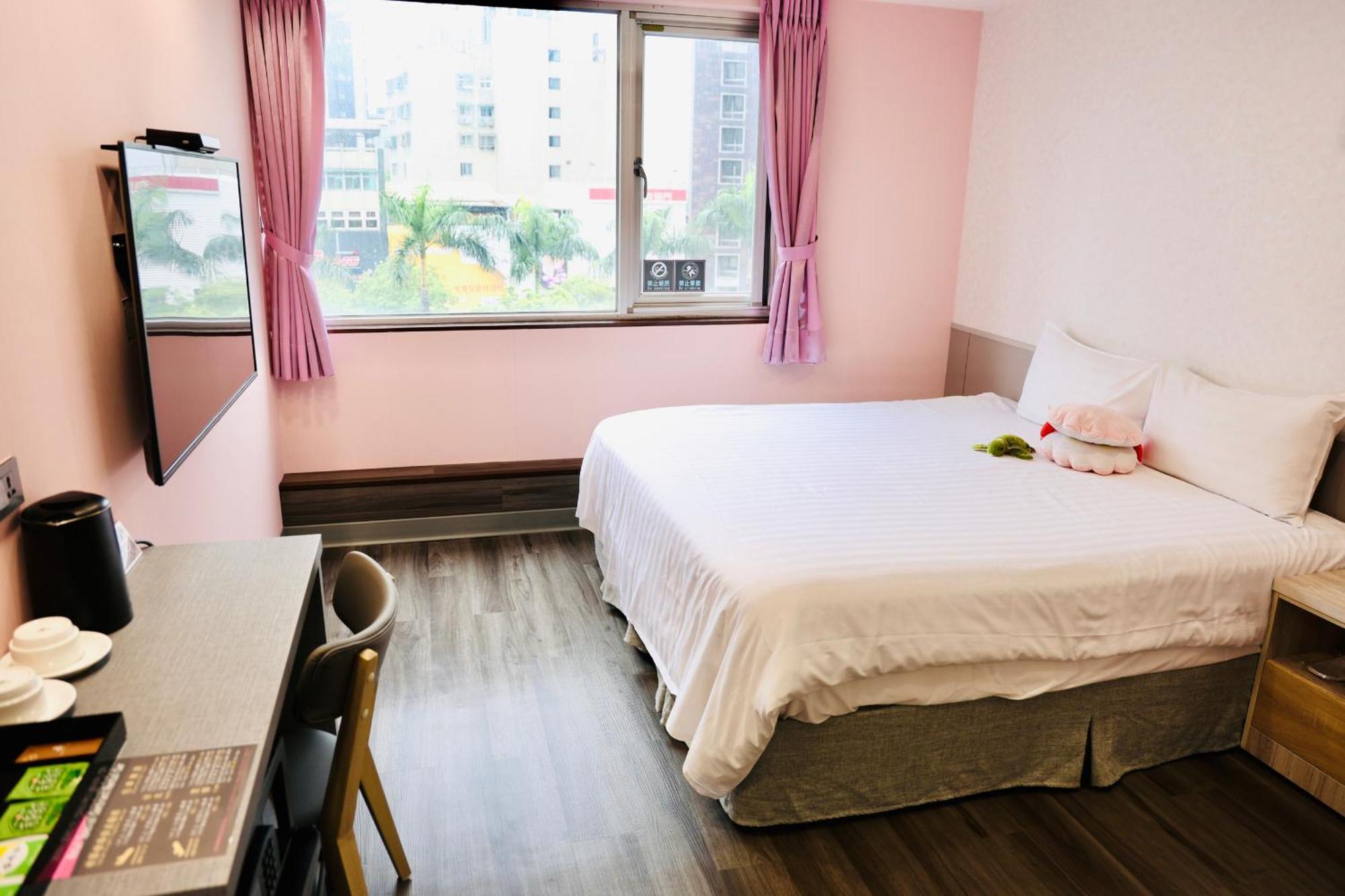 歐法行旅 O Fun Hotel Tajpej Buitenkant foto